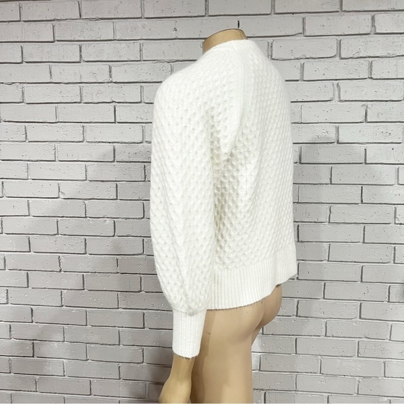 Line and Dot Women’s White Sweater - Picture 6 of 10